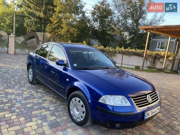 Авто Volkswagen Passat 2002 № 8011094