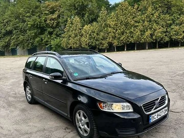 Авто Volvo V50 2008 № 8011099