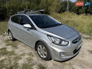 Авто Hyundai Accent 2013 № 8011368