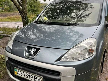 Авто Peugeot Partner 2012 № 8011370