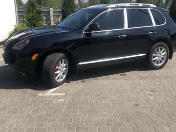 Авто Porsche Cayenne 2004 № 8011556