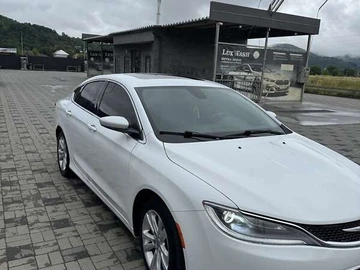 Авто Chrysler 200 2015 № 8011571