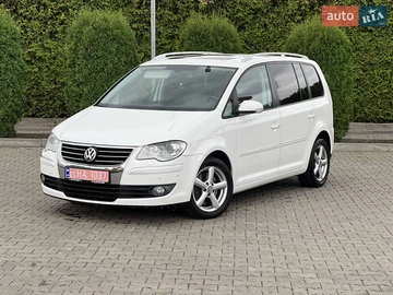 Авто Volkswagen Touran 2009 № 8011572