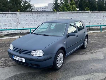 Авто Volkswagen Golf 2000 № 8011599