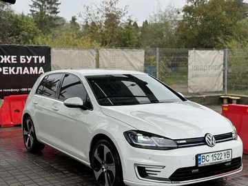 Авто Volkswagen E-Golf 2018 № 8011708