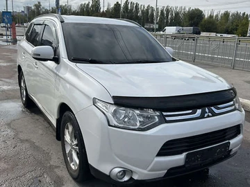 Авто Mitsubishi Outlander 2013 № 8011711