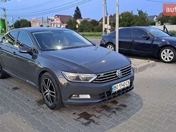 Авто Volkswagen Passat 2015 № 8011910