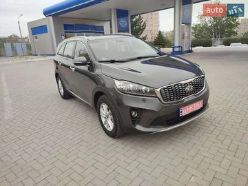 Авто KIA Sorento 2018 № 8012025