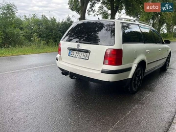 Авто Volkswagen Passat 1999 № 8012102