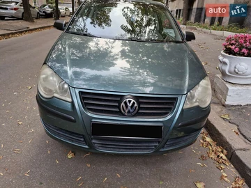 Авто Volkswagen Polo 2006 № 8012113