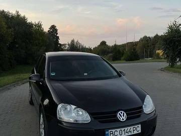 Авто Volkswagen Golf 2004 № 8012419