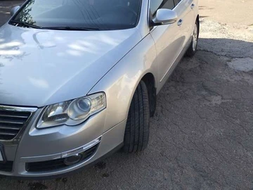 Авто Volkswagen Passat 2007 № 8012453
