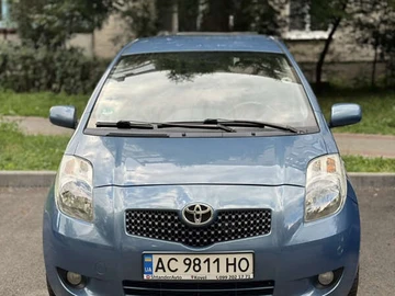 Авто Toyota Yaris 2007 № 8012511