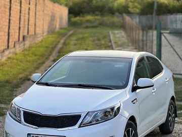 Авто KIA Rio 2013 № 8012537