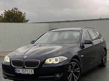 Авто BMW 5 Series 2011 № 8012848