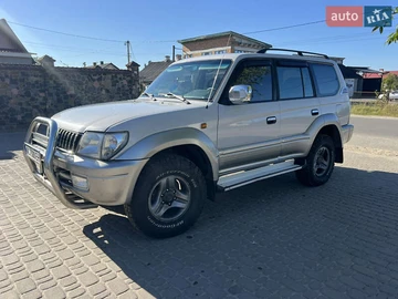 Авто Toyota Land Cruiser 2000 № 8012860