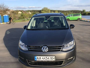 Авто Volkswagen Sharan 2012 № 8012943