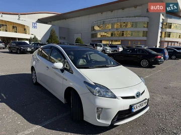 Авто Toyota Prius 2019 № 8013043