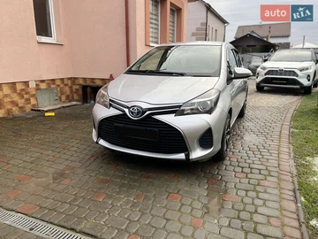 Авто Toyota Yaris 2014 № 8013086
