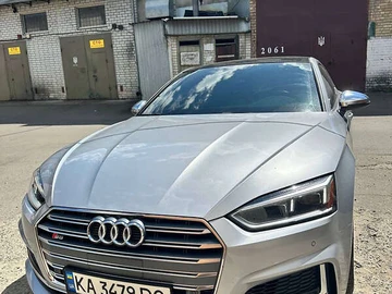 Авто Audi S5 2019 № 8013229