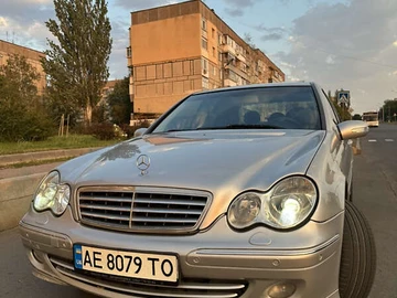 Авто Mercedes C-Class 2004 № 8013258
