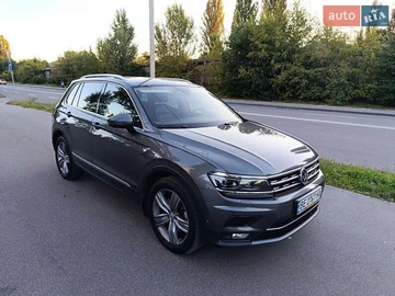 Авто Volkswagen Tiguan 2018 № 8013517