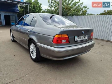 Авто BMW 5 Series 2001 № 8013974