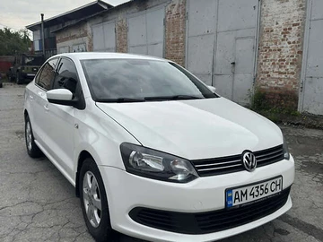 Авто Volkswagen Polo 2012 № 8013998