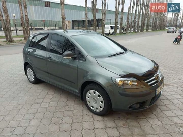 Авто Volkswagen Golf 2007 № 8014006