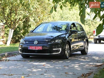 Авто Volkswagen E-Golf 2015 № 8014007