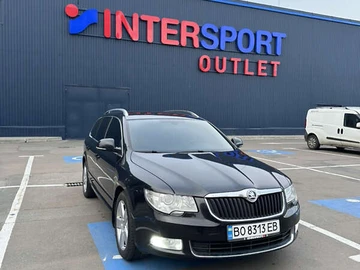 Авто Skoda Superb 2010 № 8014129
