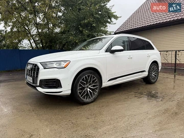 Авто Audi Q7 2021 № 8014397