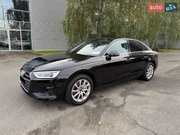 Авто Audi A4 2022 № 8014403