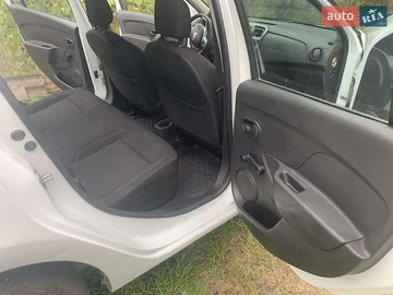 Авто Renault Logan 2019 № 8014751