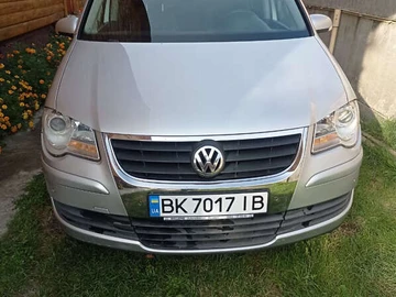 Авто Volkswagen Touran 2007 № 8014757