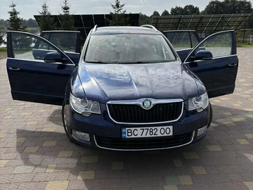 Авто Skoda Superb 2010 № 8014789