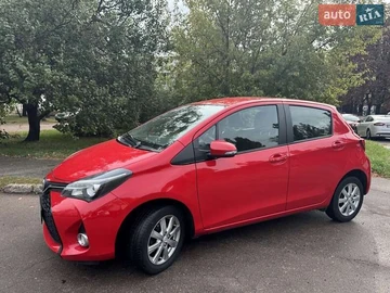 Авто Toyota Yaris 2015 № 8014947