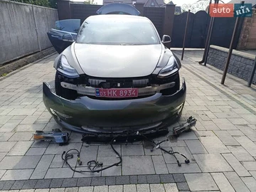 Авто Tesla Model 3 2018 № 8014963