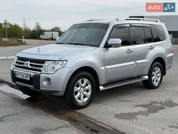 Авто Mitsubishi Pajero 2010 № 8014972