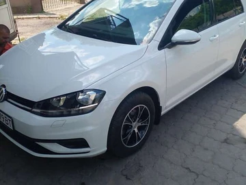 Авто Volkswagen Golf 2018 № 8014980