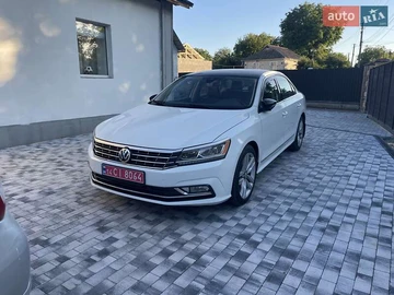Авто Volkswagen Passat 2016 № 8014984