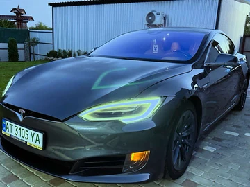Авто Tesla Model S 2016 № 8015104