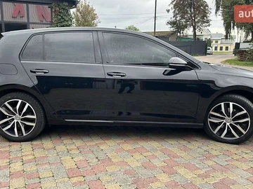 Авто Volkswagen Golf 2019 № 8015111