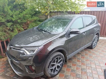 Авто Toyota Rav4 2017 № 8015126