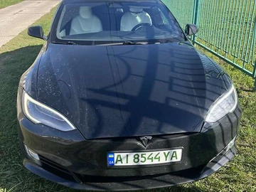Авто Tesla Model S 2019 № 8015148