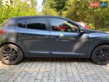 Авто Renault Megane 2010 № 8015379