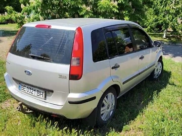 Авто Ford Fusion 2003 № 8015382