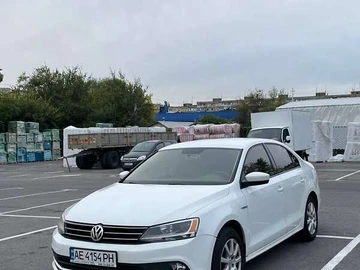 Авто Volkswagen Jetta 2015 № 8015555