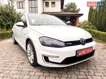Авто Volkswagen E-Golf 2014 № 8015676