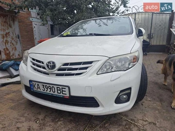 Авто Toyota Corolla 2012 № 8015711